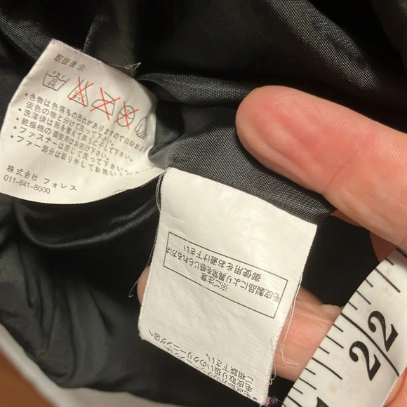 Women's Black Quilted Jacket with Fur Trim - Picture 12 of 12